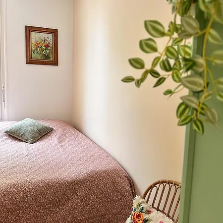 Bulle 1 New 2025 Center Apartmán Épernay